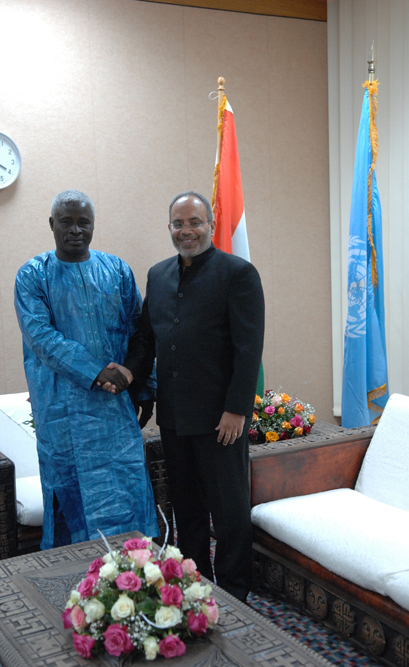 Niger Ambassador To Ethiopia Presents His Credentials To The United Nations Economic Commission 3464